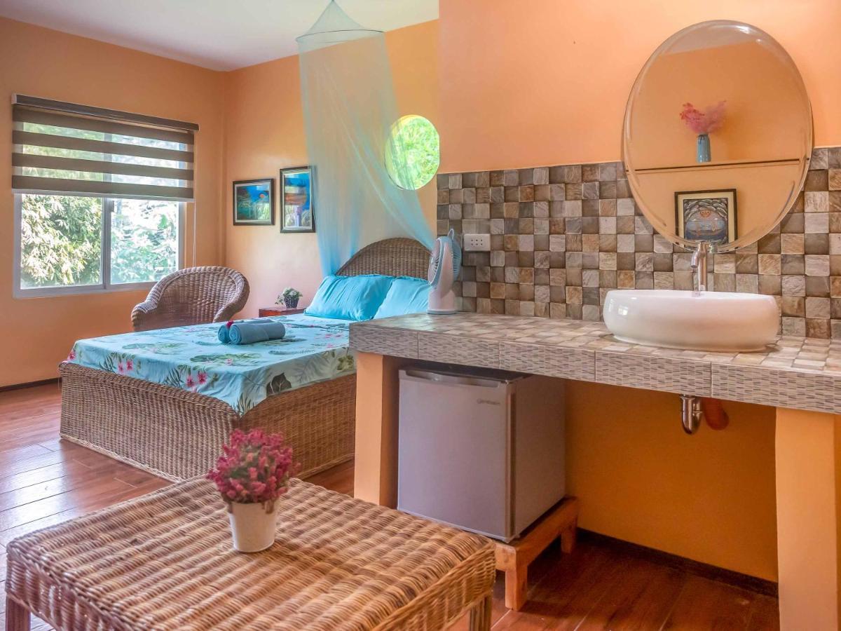 Blue Moon Guesthouse Пуэрто-Принцеса Экстерьер фото